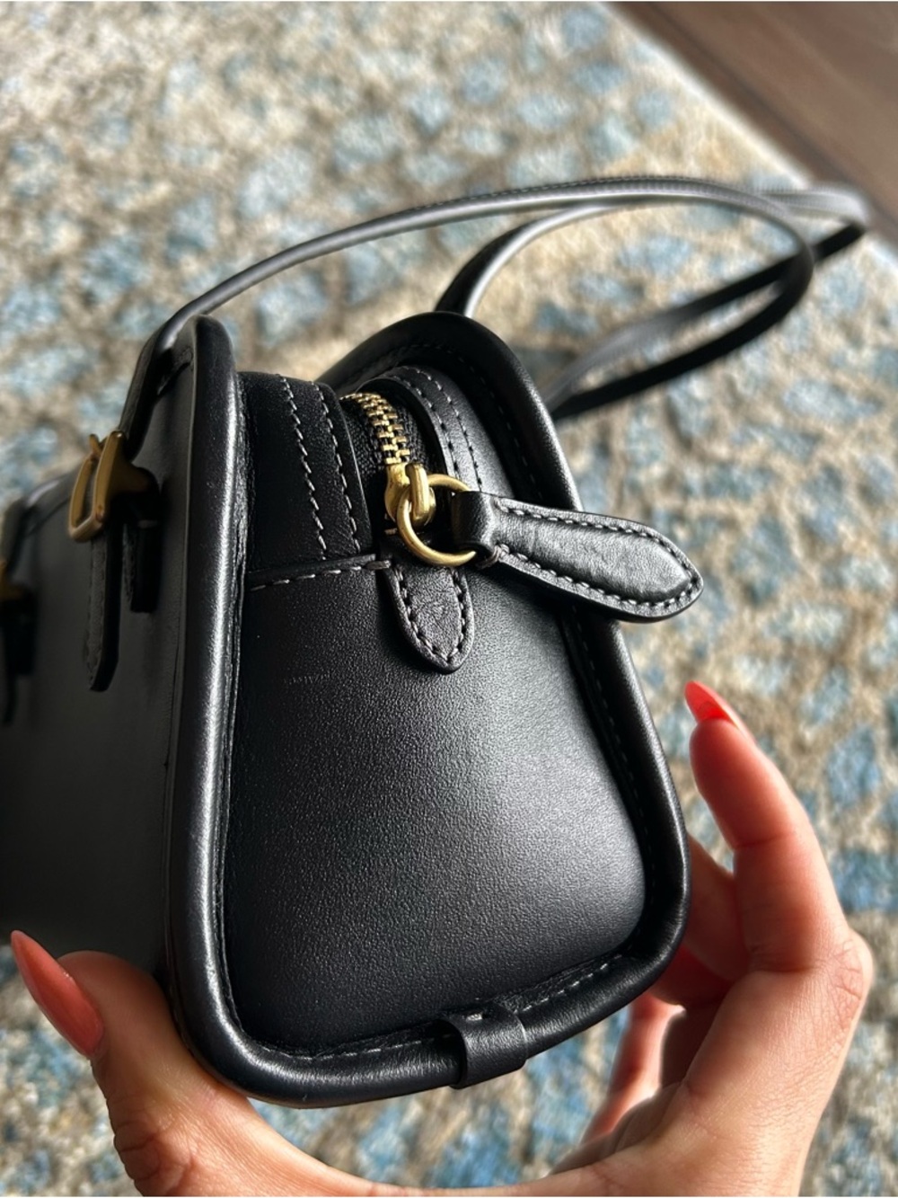 Coach Black Swing Zip Bag 20 - Picture 6 of 11